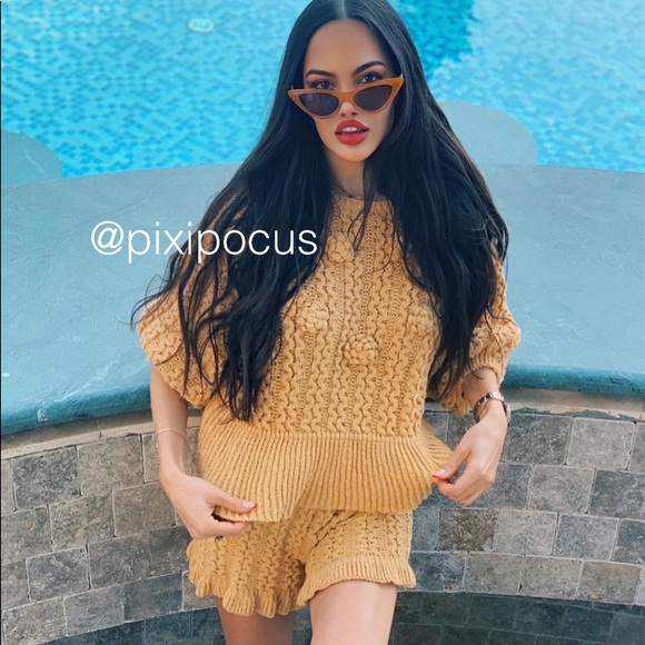 ZARA Embroidered Ruffle Sweater Orange NWT - Picture 2 of 10